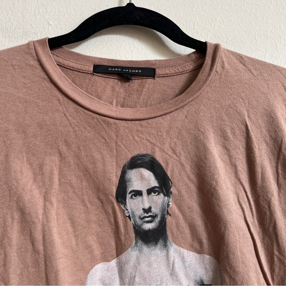 RARE Marc Jacobs “Protect Your Largest Organ “ T-Shirt Unisex - Picture 2 of 3